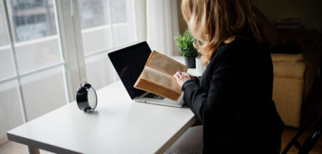 How to Structure Your Day When Working From Home