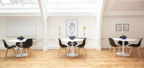 Remote Work vs Hybrid Work: Which Is Right for You?